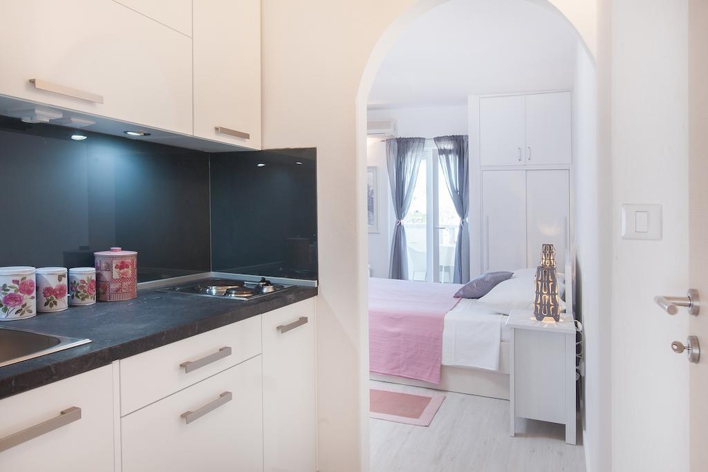 Apartments Orka Promajna Værelse billede